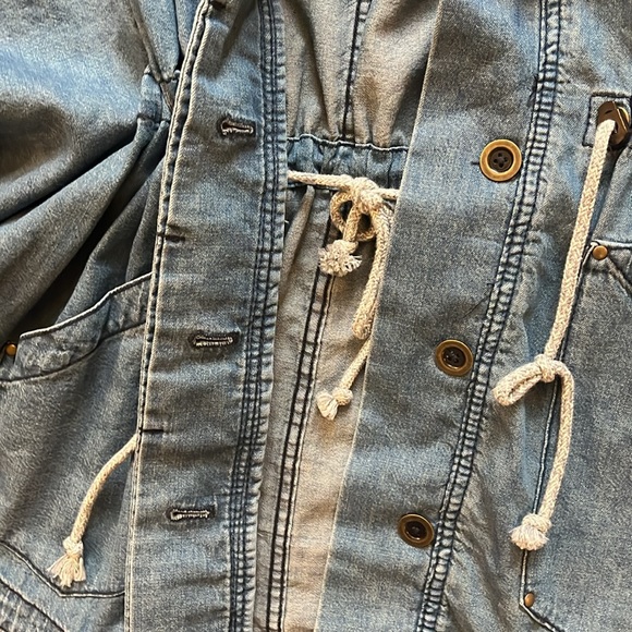 Anthropologie Denim jacket, size XS/S - Picture 10 of 16